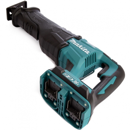 Сабельная аккумуляторная пила Makita 18В LXT DJR360RM2