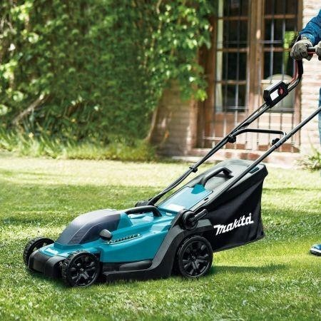 Газонокосилка аккумуляторная Makita 18В LXT DLM330Z