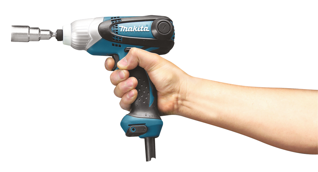 Электрический ударный шуруповерт Makita TD0101F