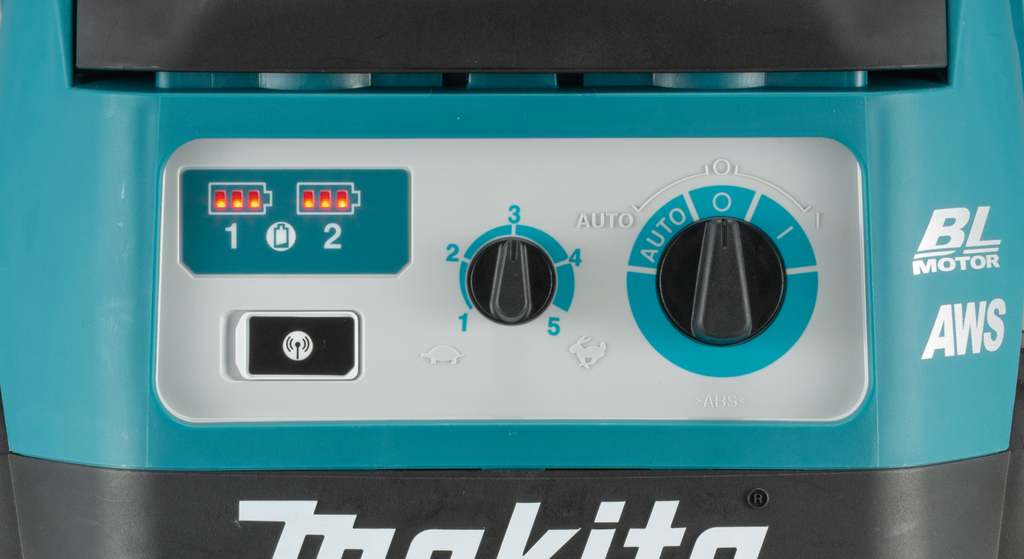 Аккумуляторный пылесос Makita 18В LXT DVC867LZX4