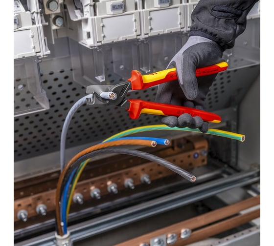Кабелерез  225 мм Ø 23 мм StepCut XL VDE KNIPEX KN-9518225