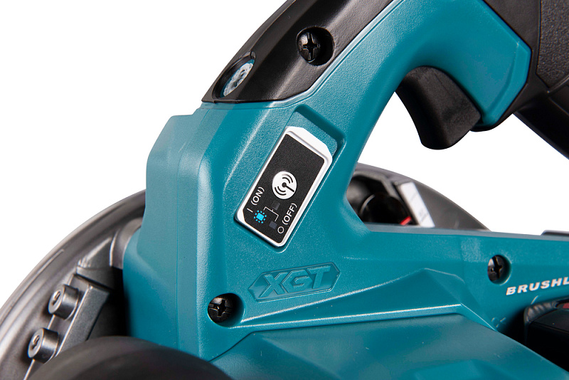Дисковая аккумуляторная пила 190 мм, 40В XGT Makita HS004GZ