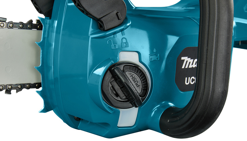 Цепная аккумуляторная пила Makita 40В XGT UC004GZ