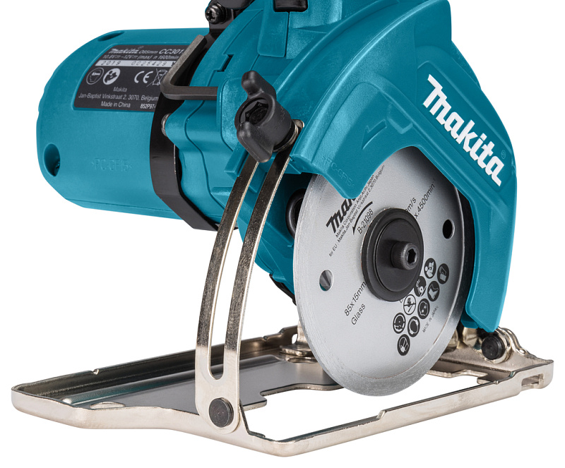 Алмазная аккумуляторная пила 85 мм, 12В CXT Makita CC301DWAE