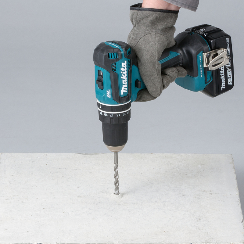Дрель-шуруповерт 50 Нм, 18В LXT Makita DHP485Z