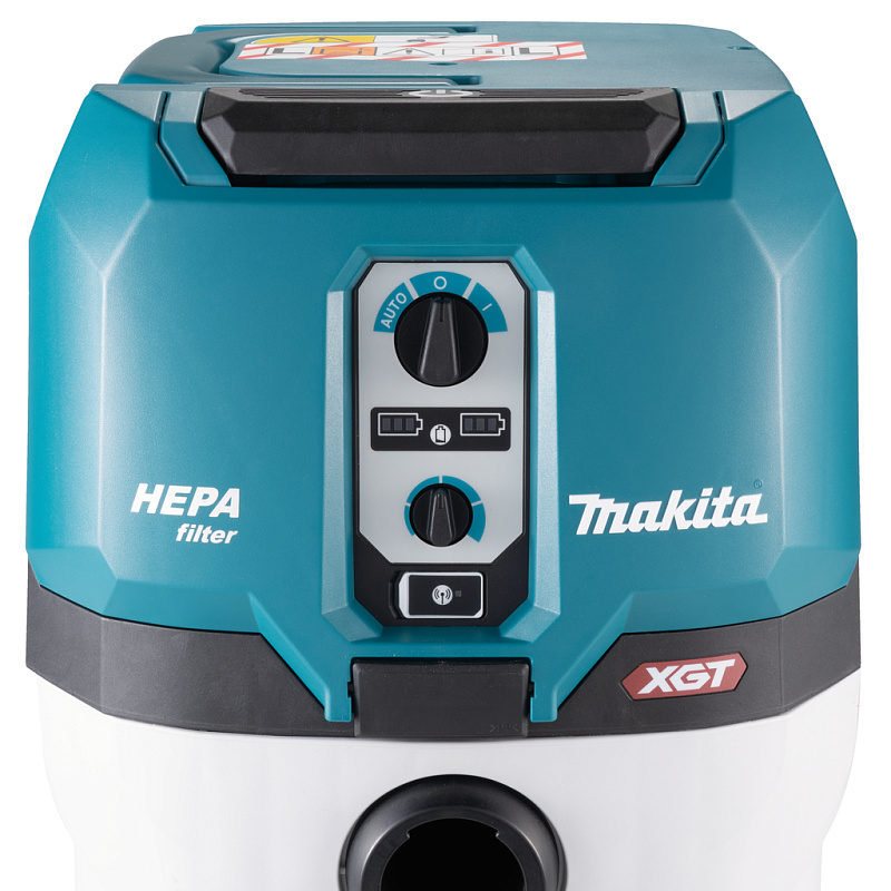 Аккумуляторный пылесос Makita 40В XGT VC004GLZ01