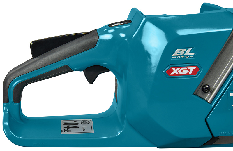 Цепная аккумуляторная пила Makita 40В XGT UC016GZ01