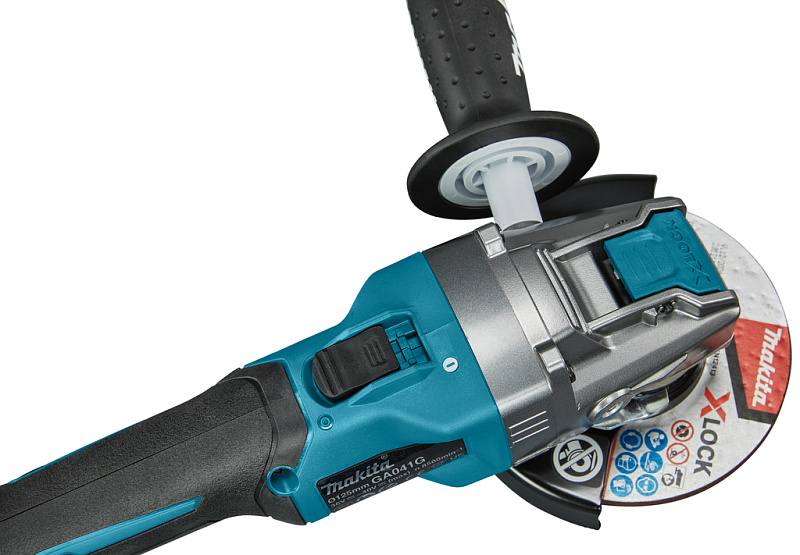Угловая шлифовальная машина 125 мм, 40В XGT Makita GA041GZ01