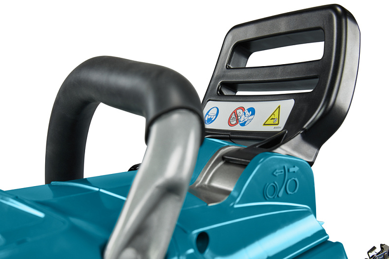 Цепная аккумуляторная пила Makita 40В XGT UC012GZ