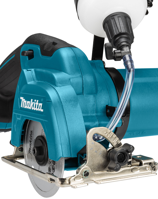 Алмазная аккумуляторная пила 85 мм, 12В CXT Makita CC301DWAE