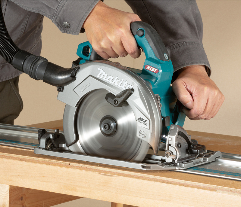 Дисковая аккумуляторная пила 190 мм, 40В XGT Makita HS004GZ01