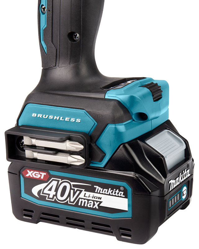 Дрель-шуруповерт 140 Нм, 40В XGT Makita DF001GD201