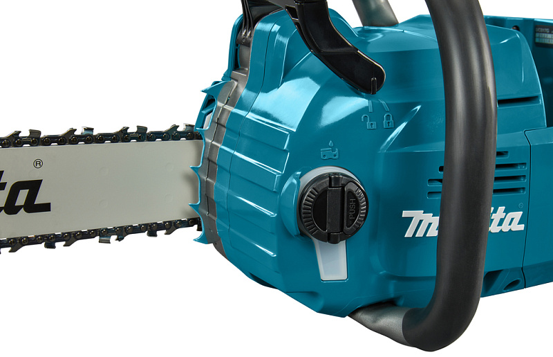 Цепная аккумуляторная пила Makita 40В XGT UC017GZ01