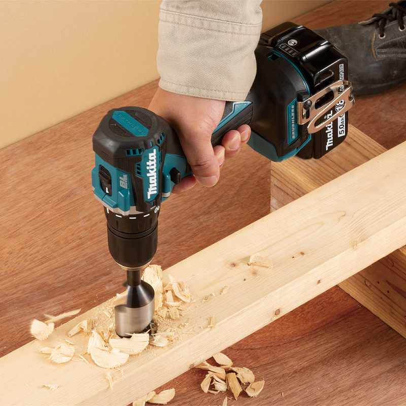 Дрель-шуруповерт 40 Нм, 18В LXT Makita DDF487Z