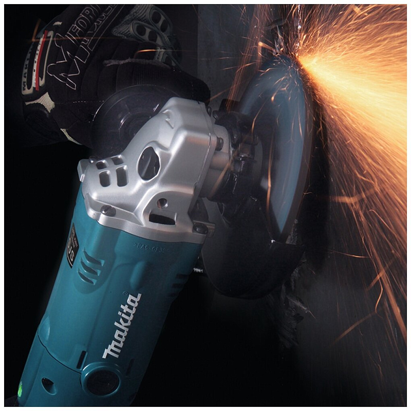 Угловая шлифовальная машина 125 мм, 1450 Вт Makita GA5021C