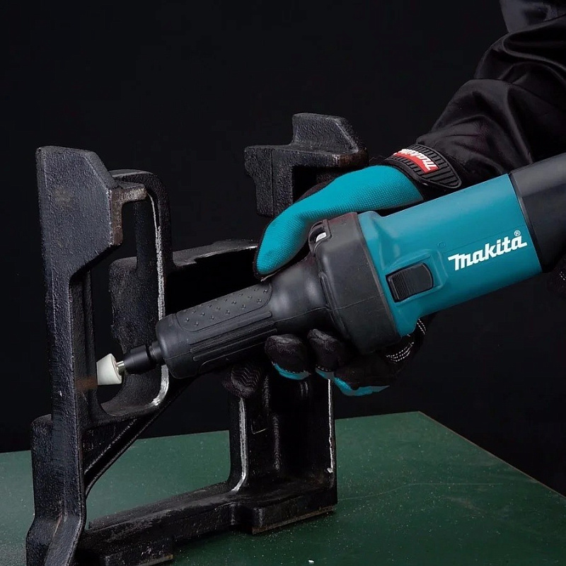 Прямая шлифовальная машина Makita GD0600