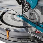 Торцовочная аккумуляторная пила Makita 40В XGT LS004GZ01